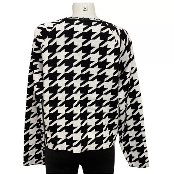 Six Fifty NWT Houndstooth Sweater, soft stretch, wide sleeve, sweater Sz Small - Picture 3 of 12